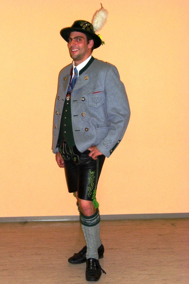 Festtracht Buam